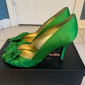 Green Apple Heels with Bow